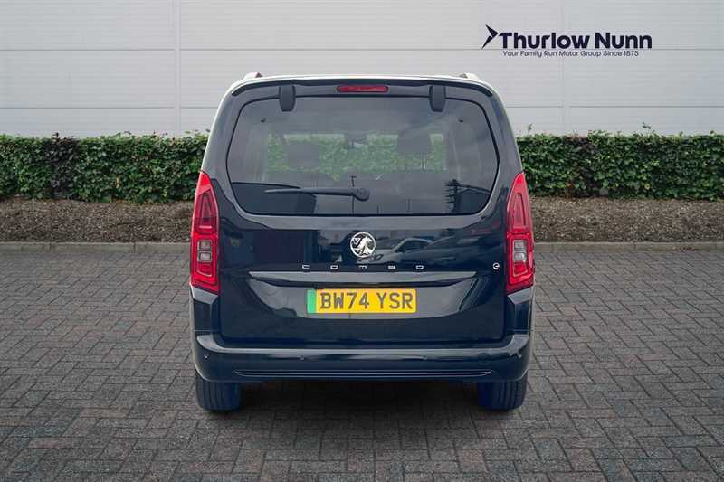 Vauxhall Combo-e Life Ultimate XL 52Kwh 136Ps BW74YSR Black #4