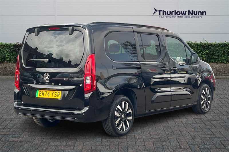 Vauxhall Combo-e Life Ultimate XL 52Kwh 136Ps BW74YSR Black #3