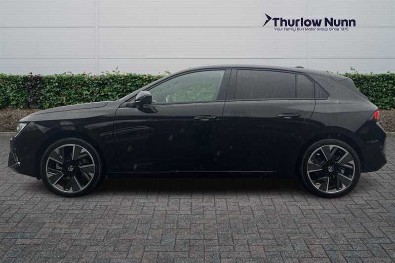 Vauxhall Astra 54 Kwh 156 Ps Ultimate Hatchback Black #6