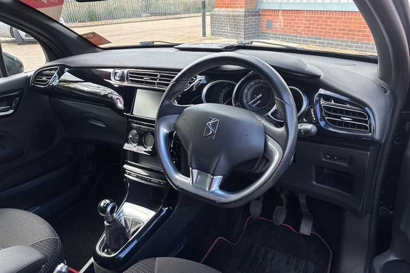 Citroen DS3 Ds Hatchback 1.2 Puretech Connected Chic White #10