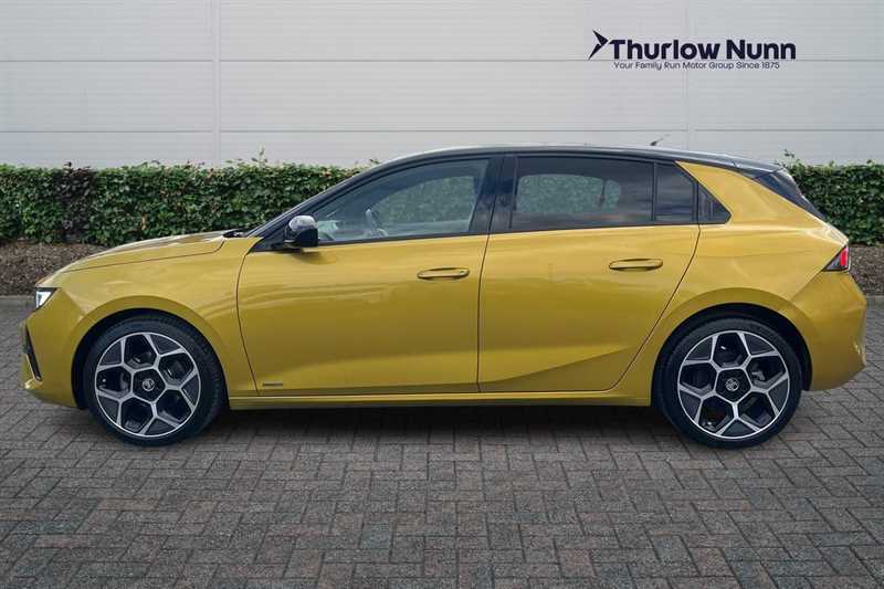 Vauxhall Astra Ultimate 1.2 Turbo Startstop 130Ps SW22BVF Yellow #6