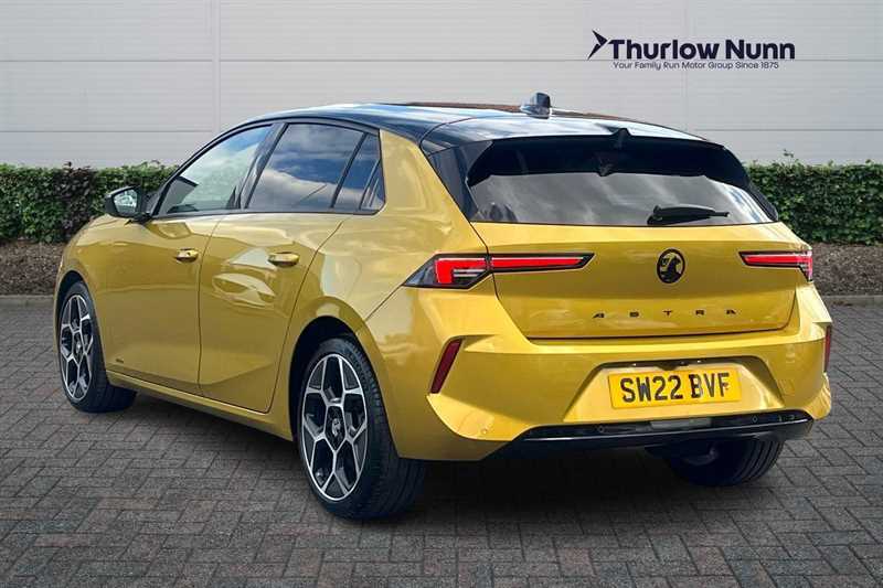 Vauxhall Astra Ultimate 1.2 Turbo Startstop 130Ps SW22BVF Yellow #5