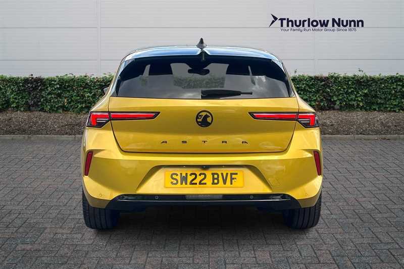 Vauxhall Astra Ultimate 1.2 Turbo Startstop 130Ps SW22BVF Yellow #4