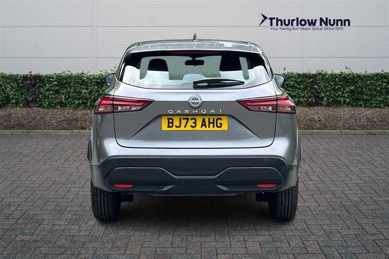 Nissan Qashqai 1.3 Dig-t Mhev Acenta Premium Suv Hybri BJ73AHG Grey #4