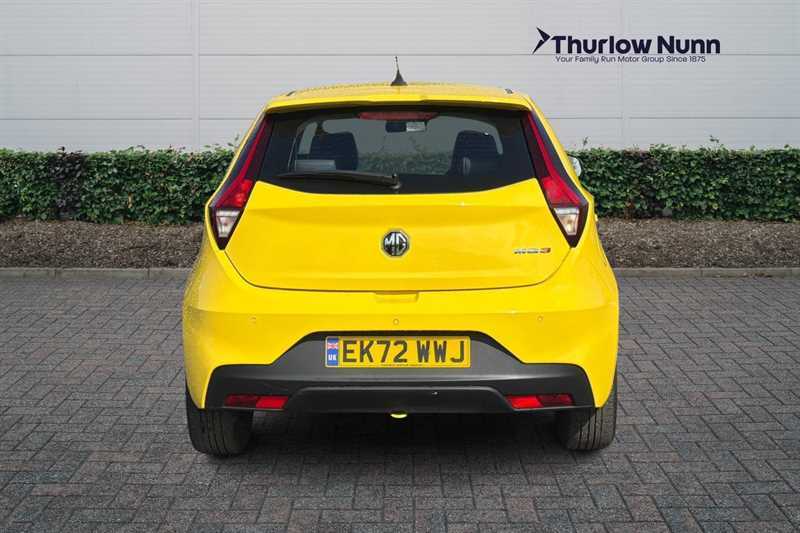 MG MG3 1.5 Vti-tech Exclusive Nav Hatchback Ma EK72WWJ Yellow #4