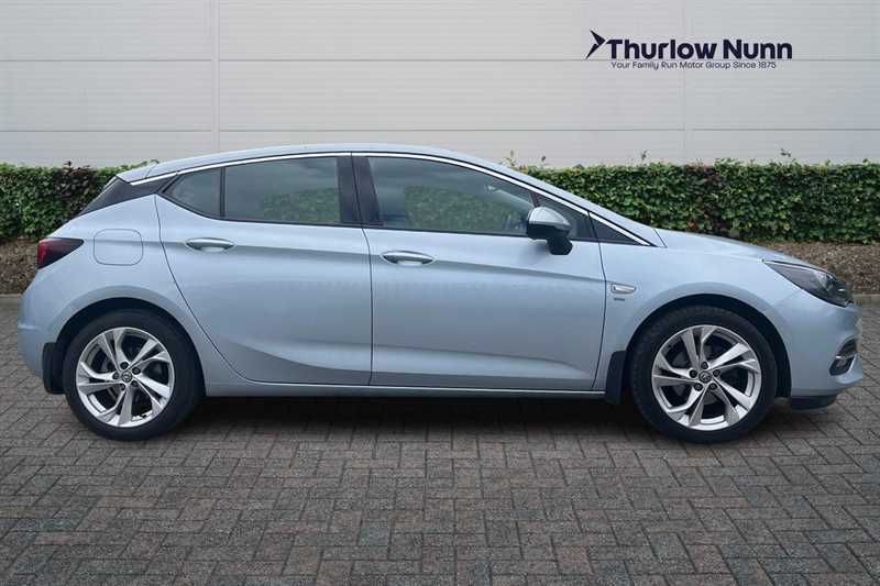 Vauxhall Astra 1.4I Turbo 150 Ps Sri Hatchbacl Au Silver #2