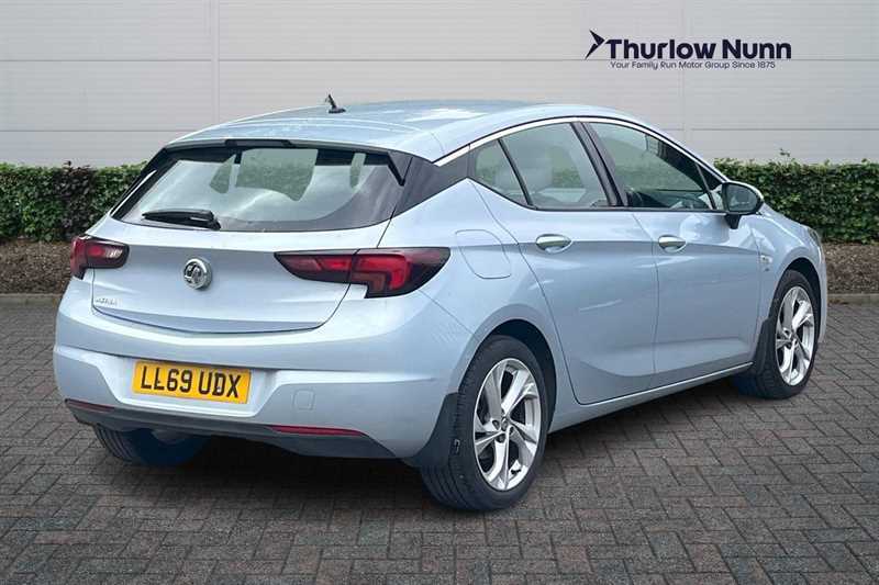 Vauxhall Astra 1.4I Turbo 150 Ps Sri Hatchbacl Au Silver #3