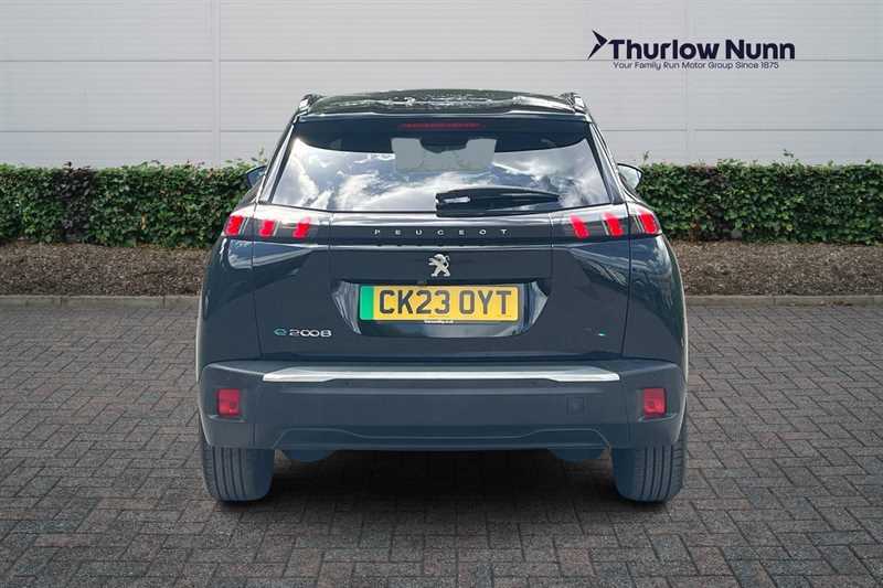 Peugeot e-2008 50Kwh Allure Premium Suv 7Kw CK23OYT Black #4