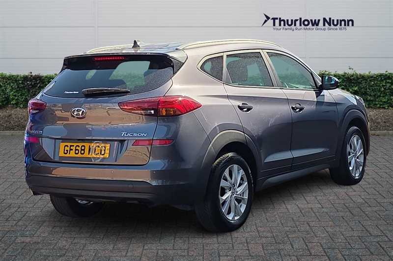 Hyundai Tucson 1.6 Gdi Se Nav Suv Euro 6 Ss GF68WCO Grey #3