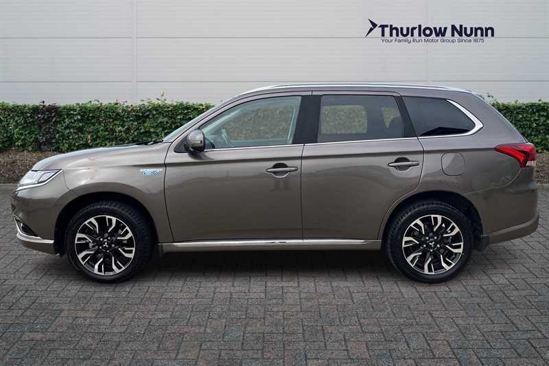 Mitsubishi Outlander 2.0H 12Kwh 4H Suv Plug-in Hybrid Cvt 4W AJ68MWV Brown #6
