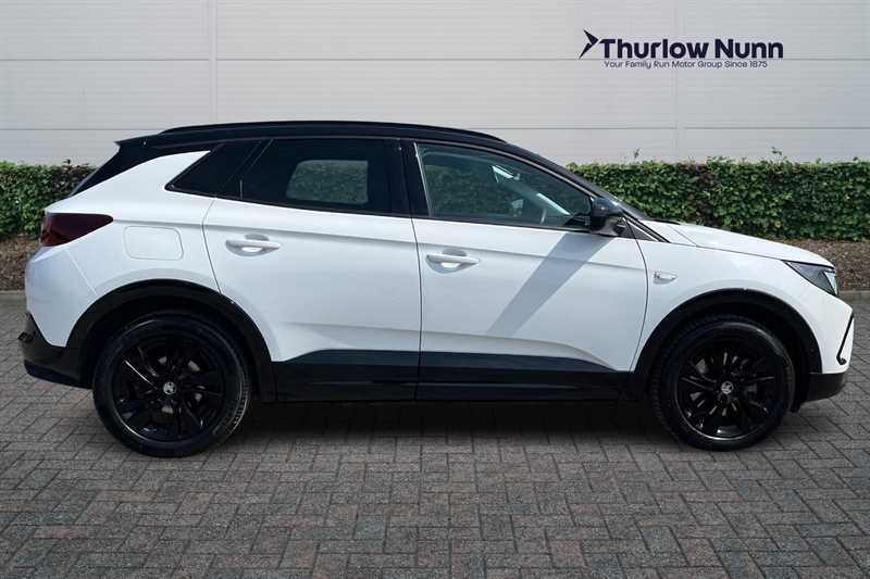 Vauxhall Grandland 1.6 14.2Kwh Gs Suv Plug-in Hybrid DP24WOC White #2