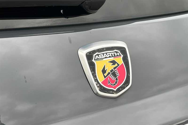 Abarth 695 1.4 T-jet Rivale Hatchback Euro 6 Blue #25
