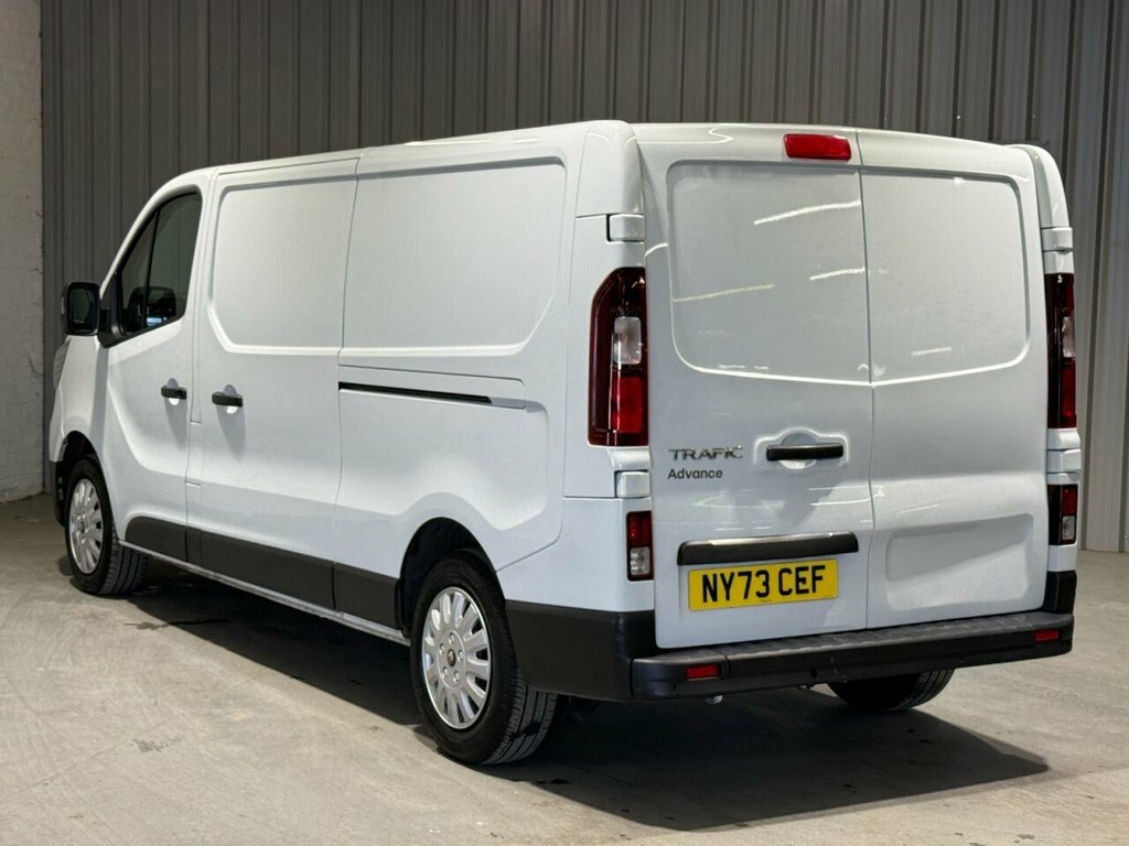 Renault Trafic 2L Advance NY73CEF White #2