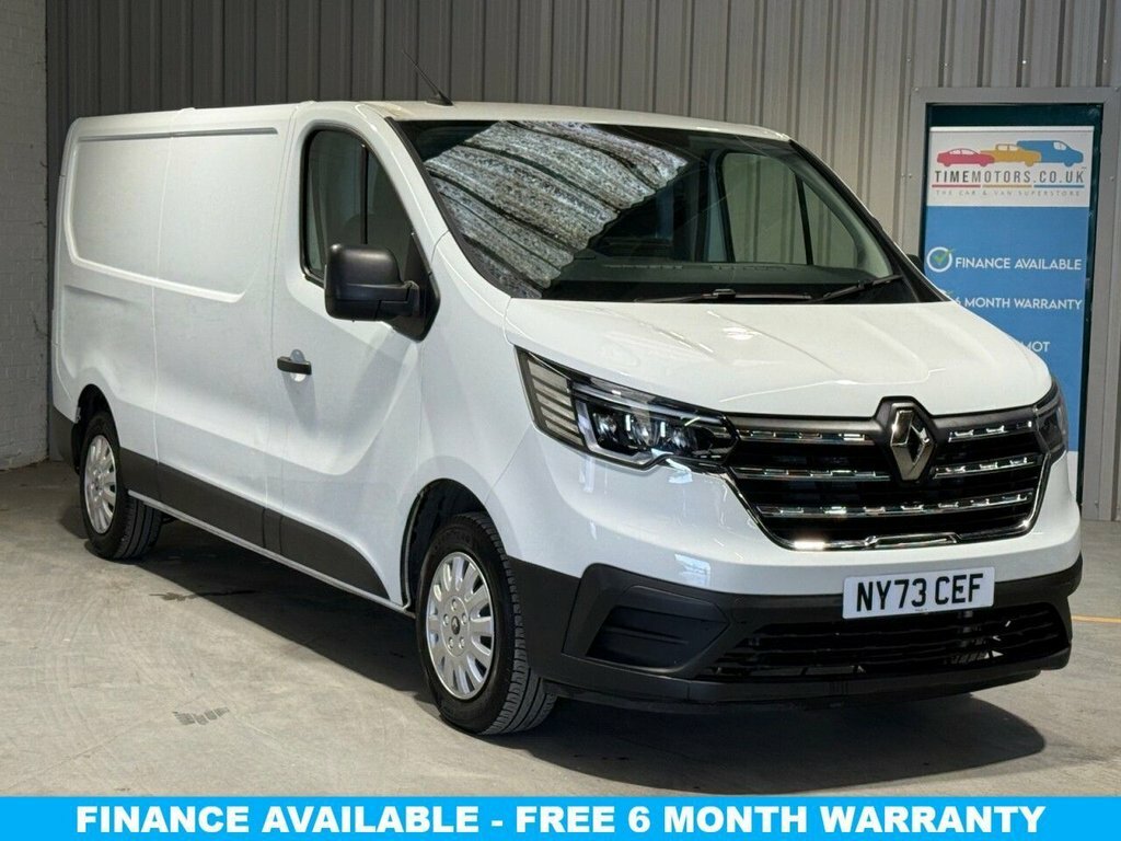 Renault Trafic 2L Advance White