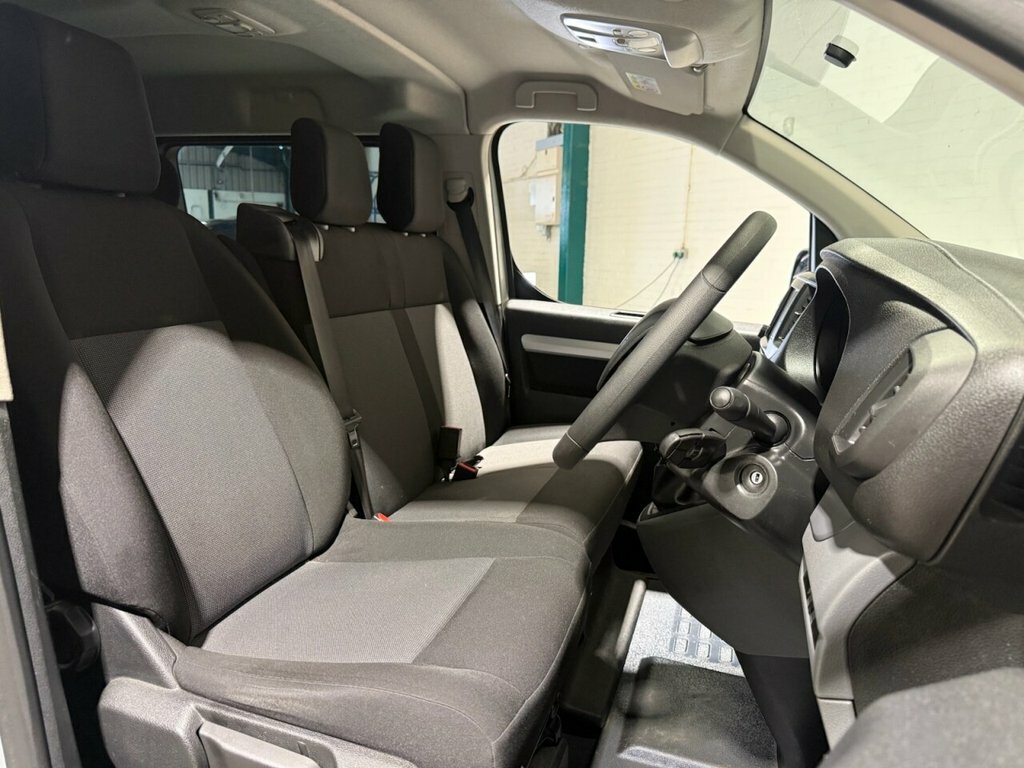 Peugeot Expert Diesel KV17SNU Silver #4