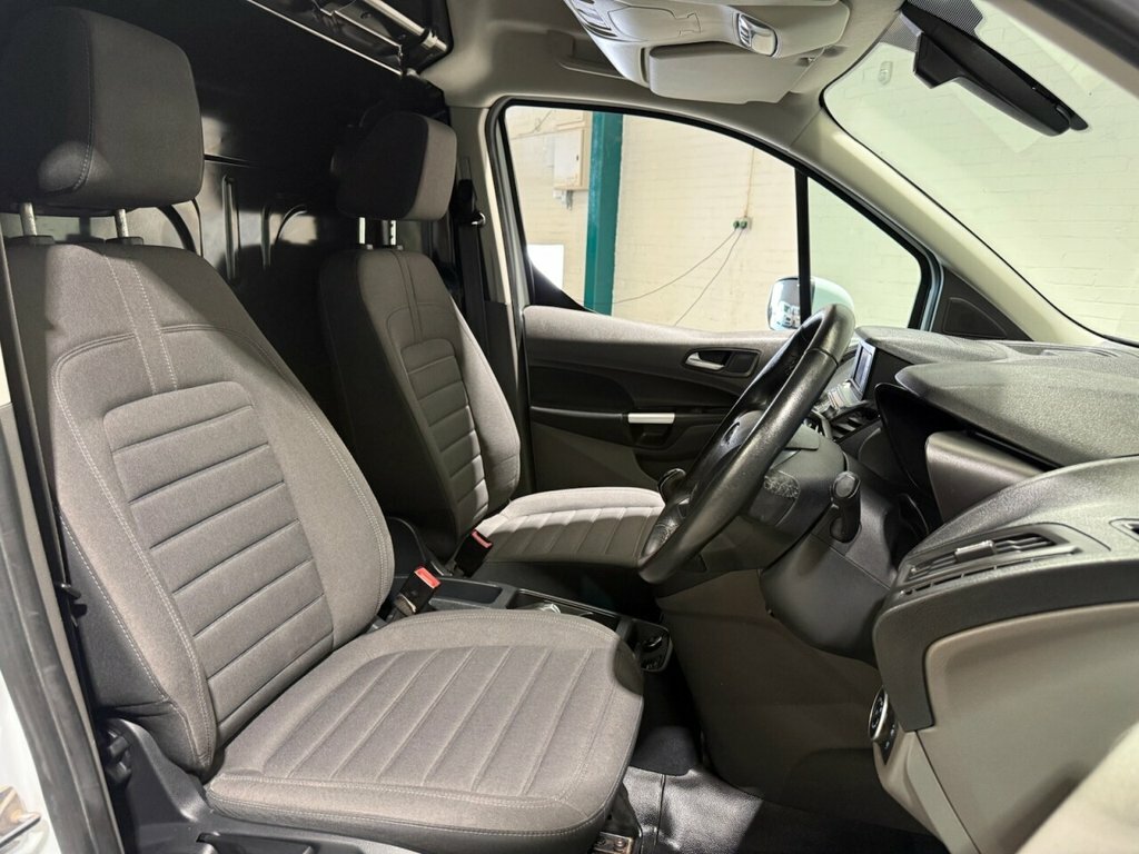 Ford Transit Connect 1.5L Limited HF69KND White #5