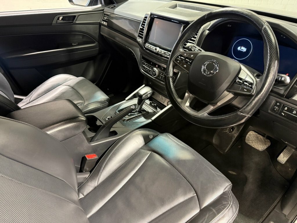 SsangYong Musso 2.2L Saracen GX72UYH Grey #3