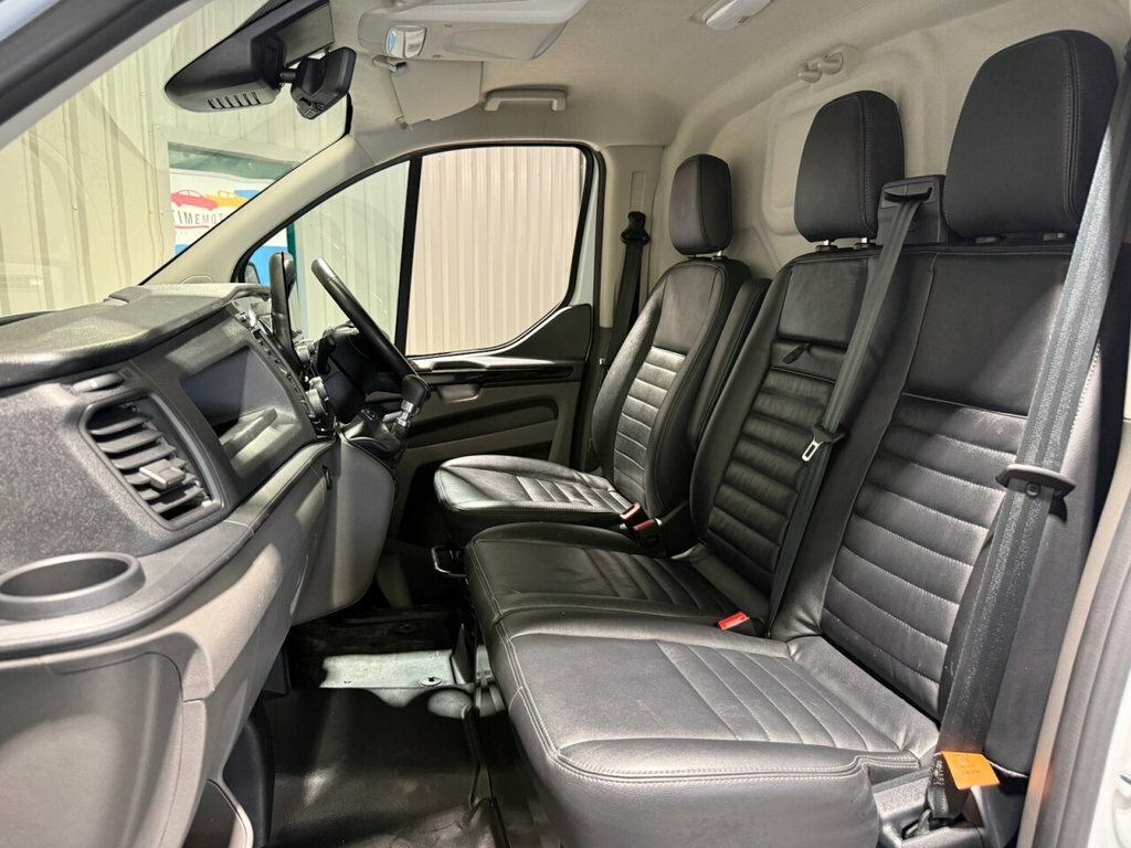 Ford Transit Custom 2L Trail HT72JFF White #4