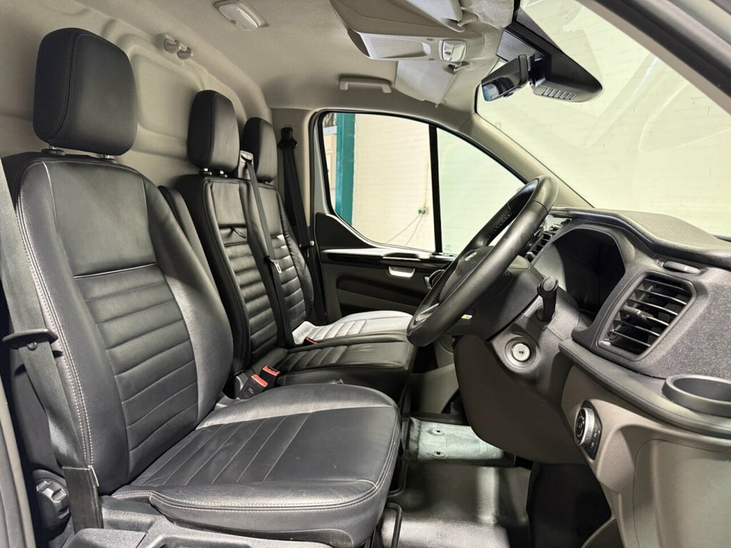 Ford Transit Custom 2L Trail HT72JFF White #5