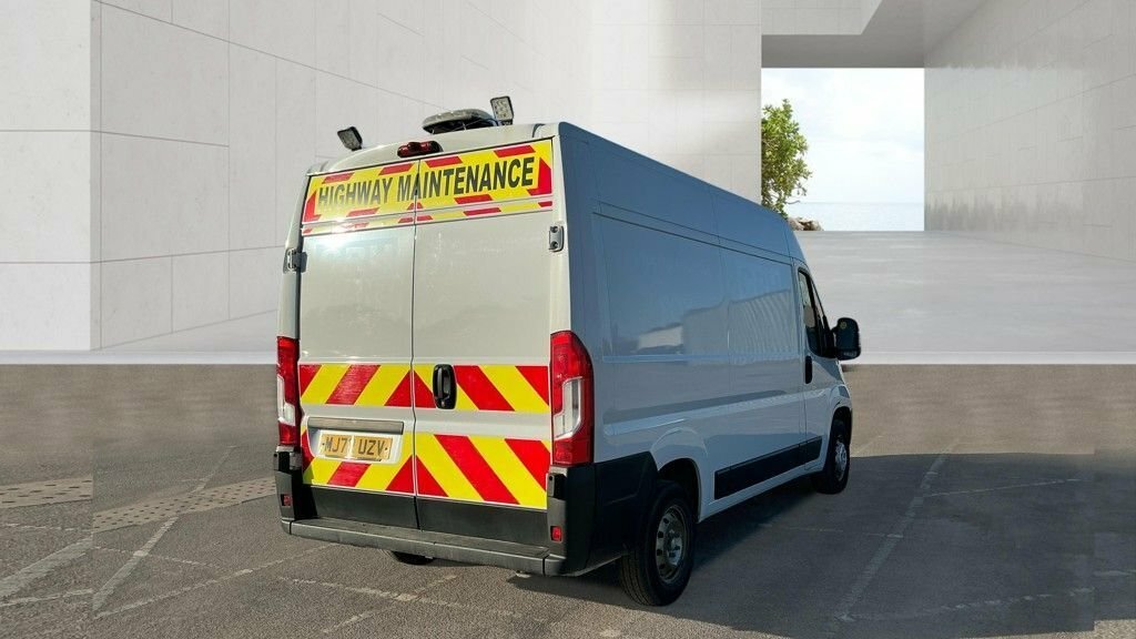 Citroen Relay 2.2L Enterprise MJ72UZV White #4