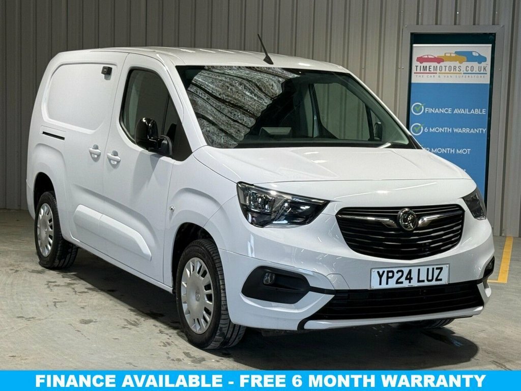 Vauxhall Combo 1.5L Pro 6Dr White