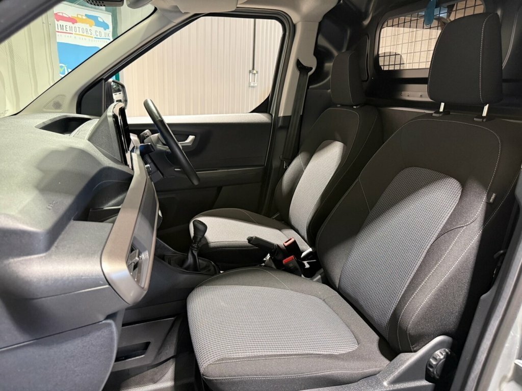 Ford Transit Courier 1.5L Trend Silver #5