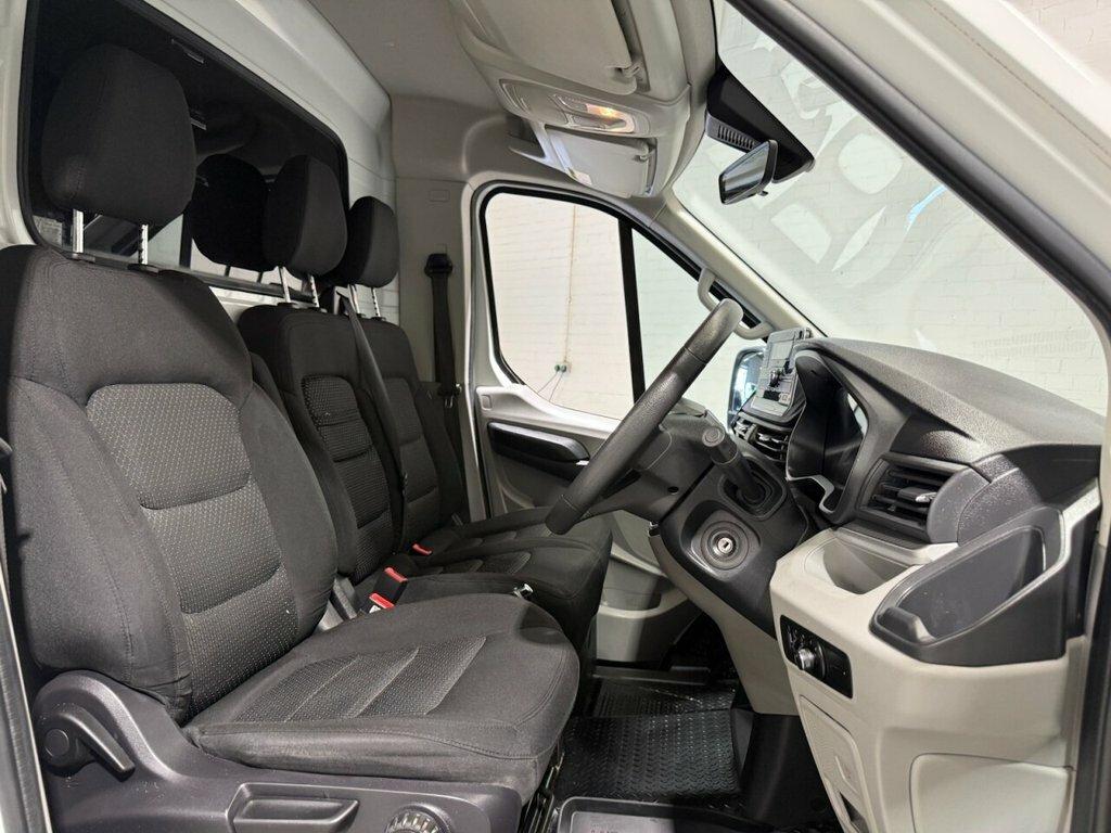 Maxus Deliver 9 2L Null LR22KGA White #6