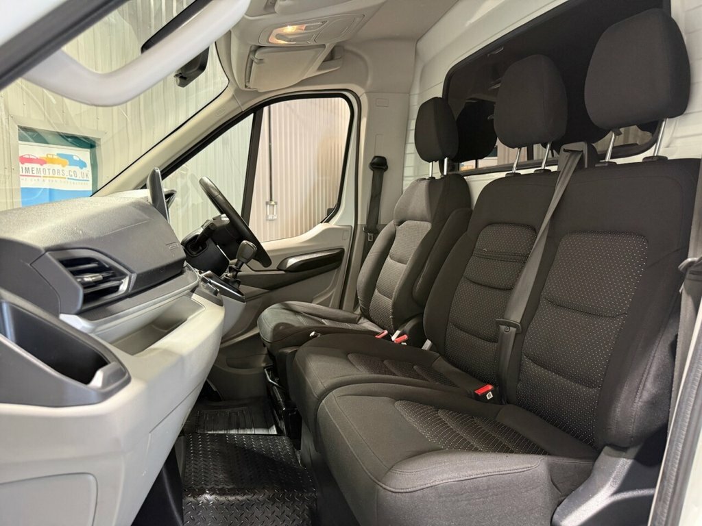 Maxus Deliver 9 2L Null LR22KGA White #5