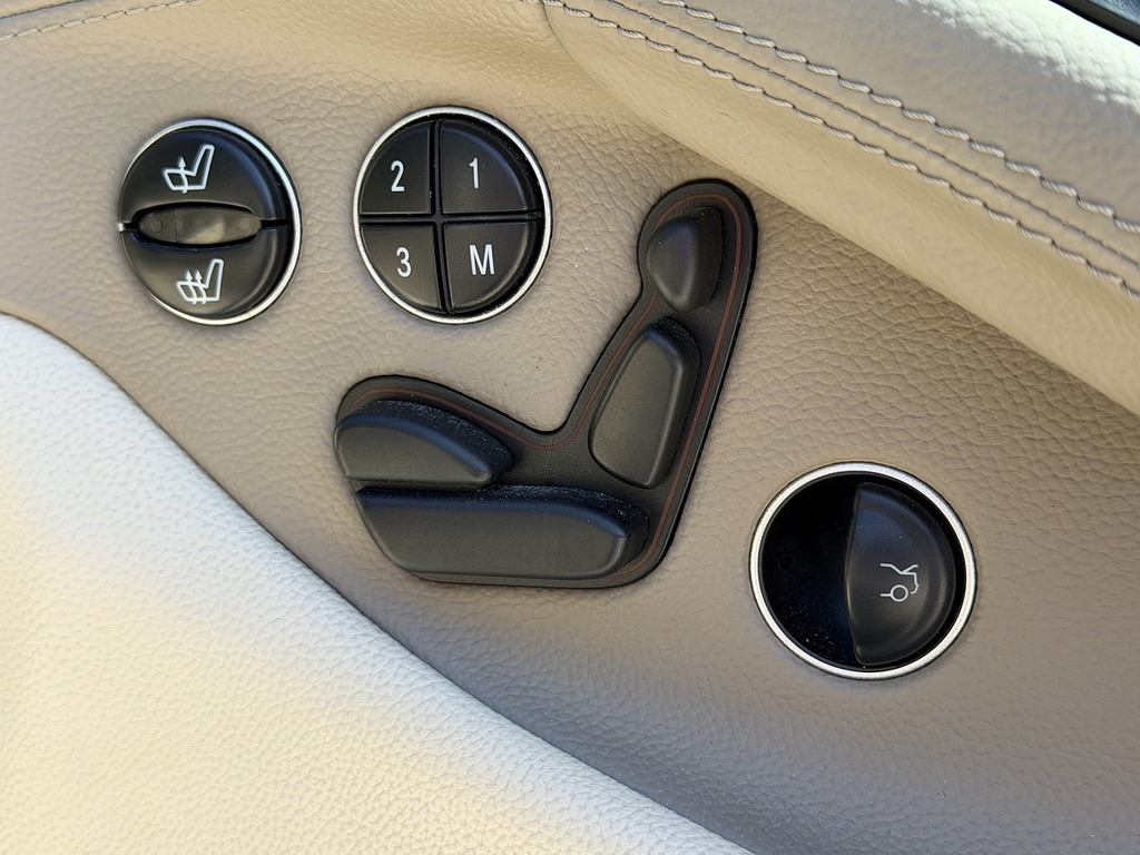 Mercedes-Benz SL Class Automatic Black #36