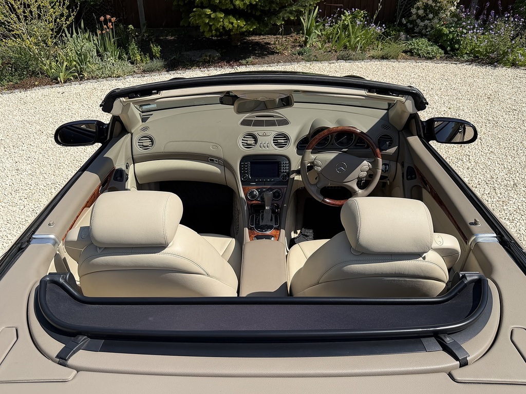 Mercedes-Benz SL Class Automatic Black #28