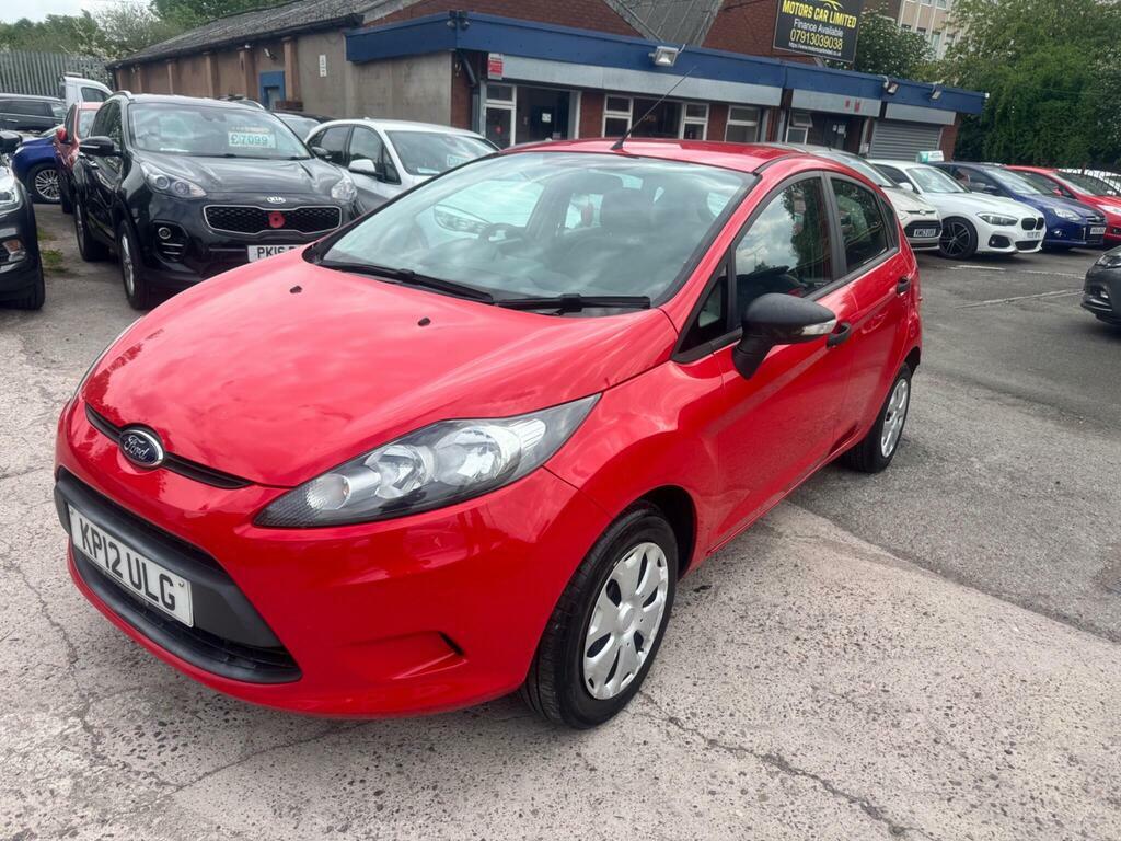 Ford Fiesta 1.25 Studio Red