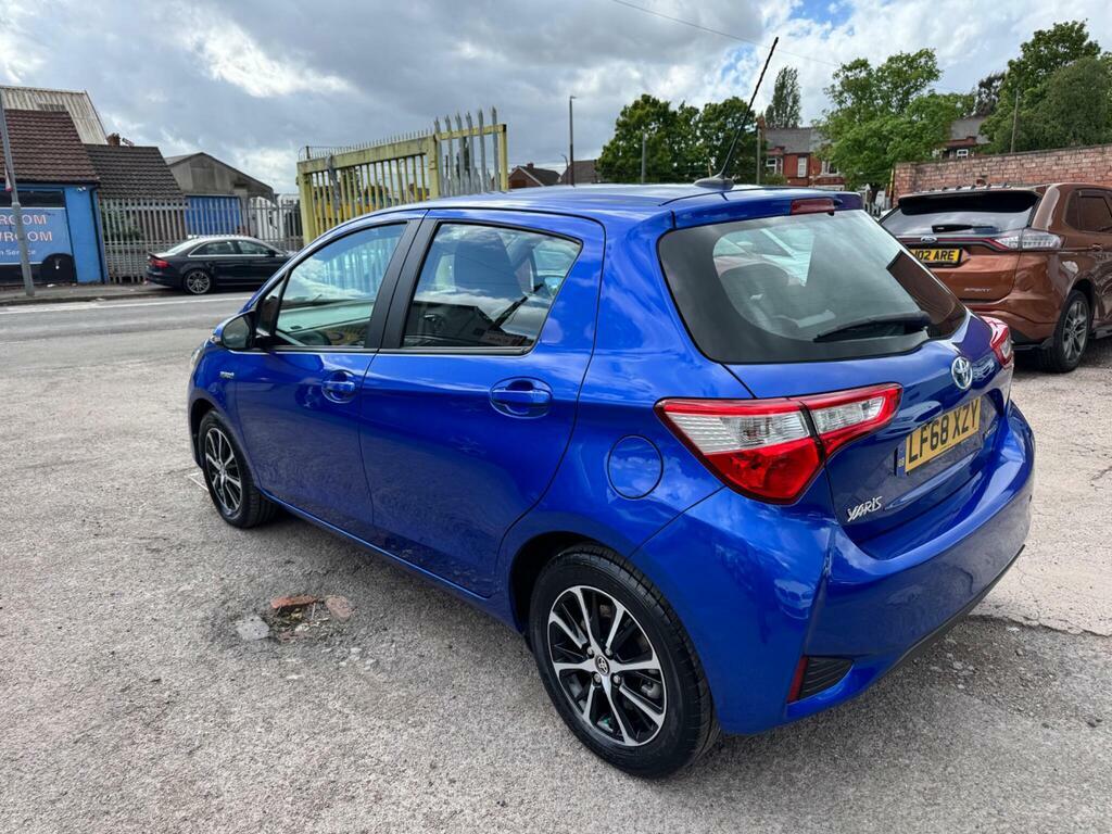 Toyota Yaris 1.5 Vvt-h Icon Tech E-cvt Euro 6 S S LF68XZY Blue #4