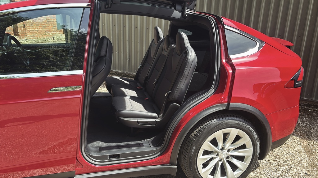Tesla Model X 75D Dual M... ML68YGX Red #4