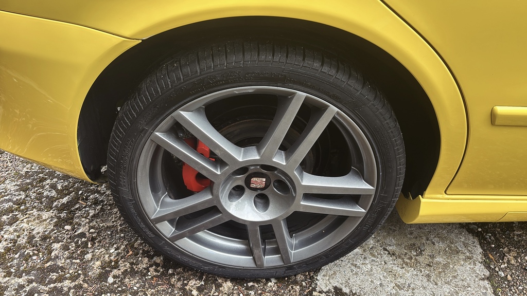 Seat Leon S Hatchback Black #12