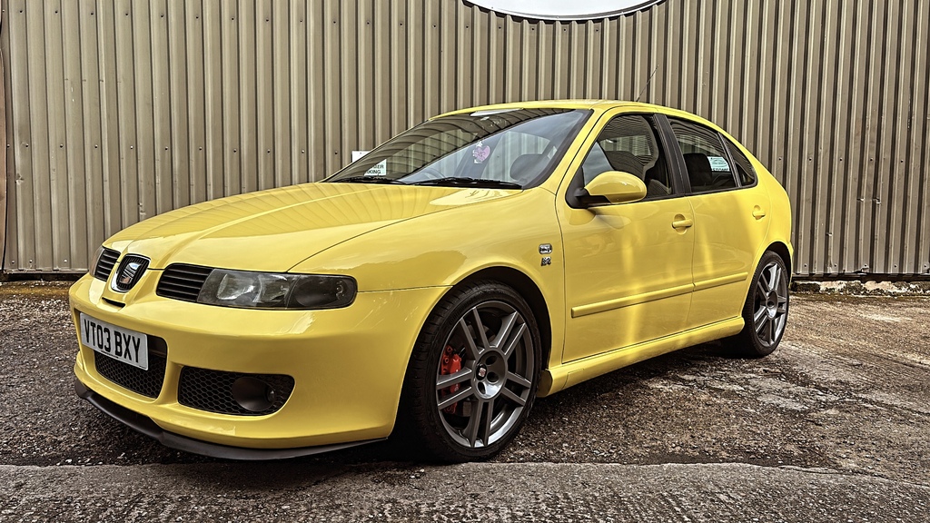 Seat Leon S Hatchback Black #8