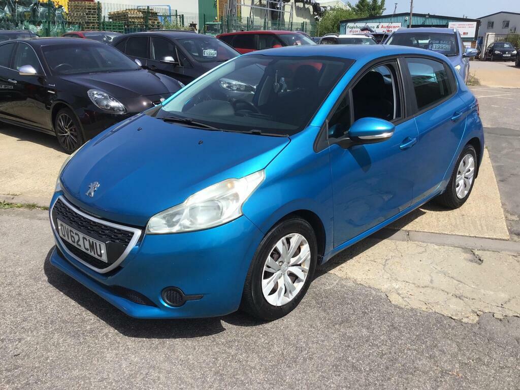 Peugeot 208 1.2 Vti Access Euro 5 OV62CMU Blue #2