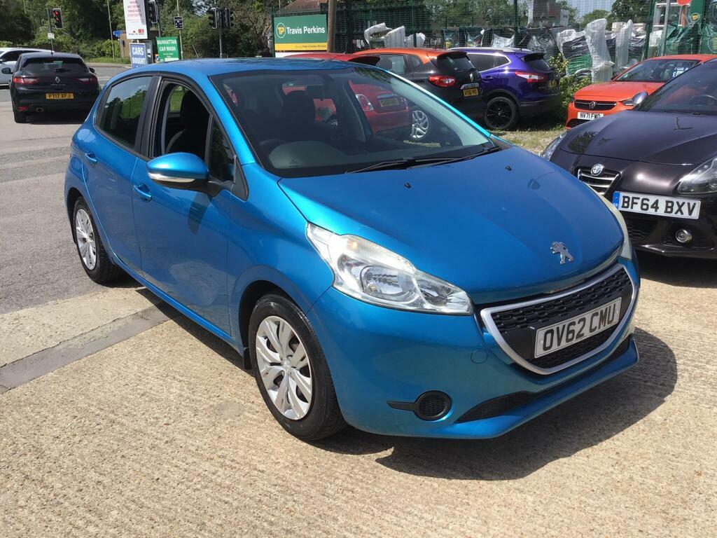 Peugeot 208 1.2 Vti Access Euro 5 Blue