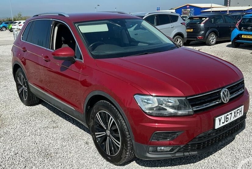Volkswagen Tiguan Suv 2.0 Tdi Se Navigation 2017 Red