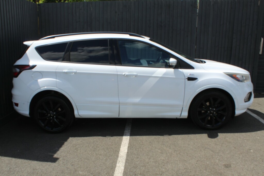 Ford Kuga Suv 2.0 Tdci Ecoblue St-line 2017 MA17WJV White #4