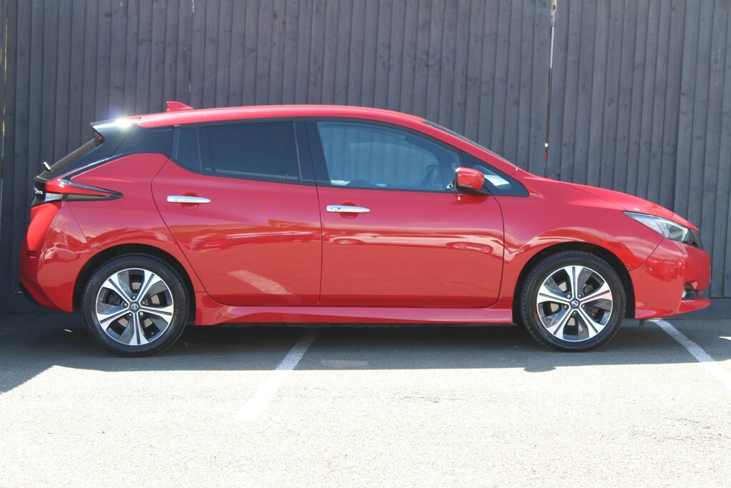 Nissan Leaf Hatchback 62Kwh E N-connecta 2021 ND71XWO Red #5