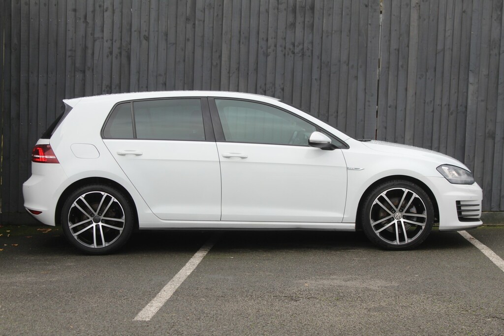Volkswagen Golf Hatchback 2.0 Tdi Bluemotion Tech Gtd 2015 NA15SVX White #4