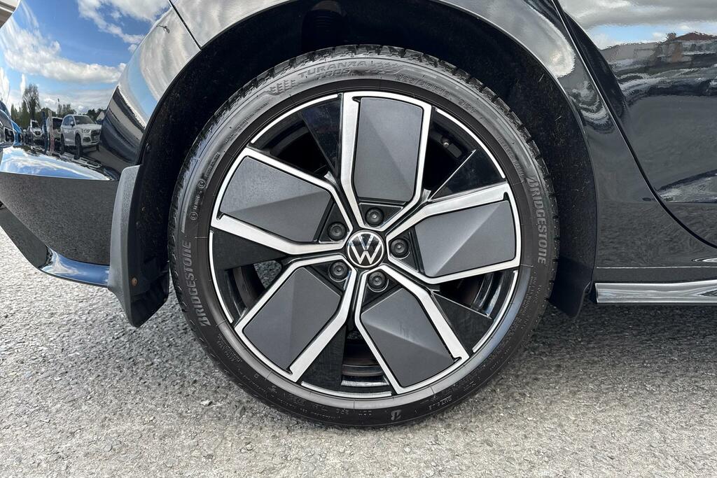 Volkswagen Golf 1.5 Etsi 150 Black Edition Dsg CVZ2310 Black #5