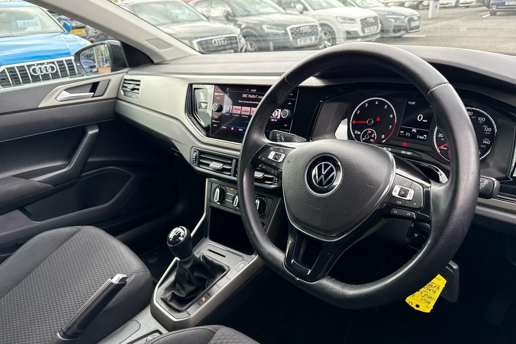 Volkswagen Polo 1.0 Evo 80 Match KV70RWL Black #6