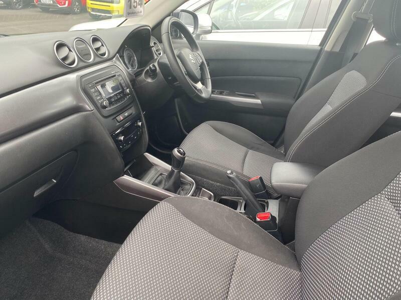 Suzuki Vitara 1.0 Boosterjet Sz4 Euro 6 Ss KM69CFA Black #3
