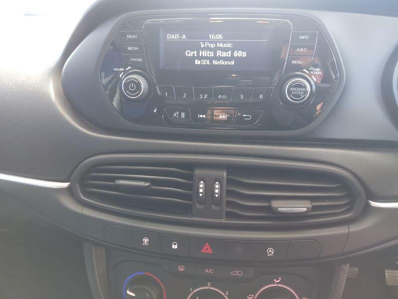 Fiat Tipo 1.4L Easy Red #13