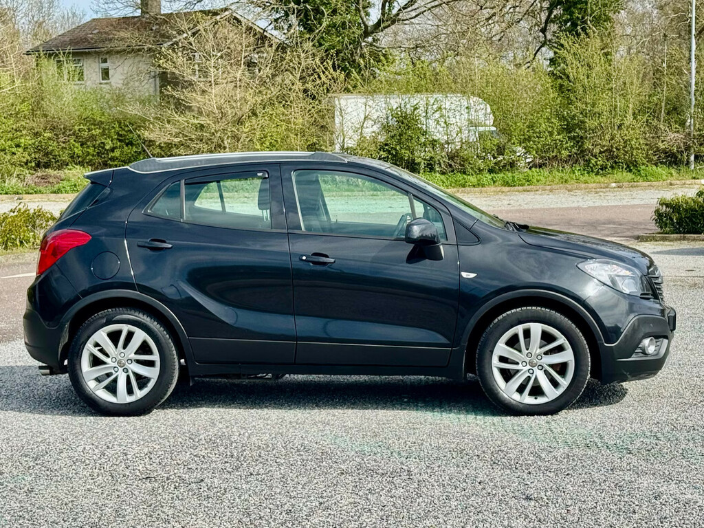 Vauxhall Mokka 14T Exclusiv Hatchback FN16XUV Black #5
