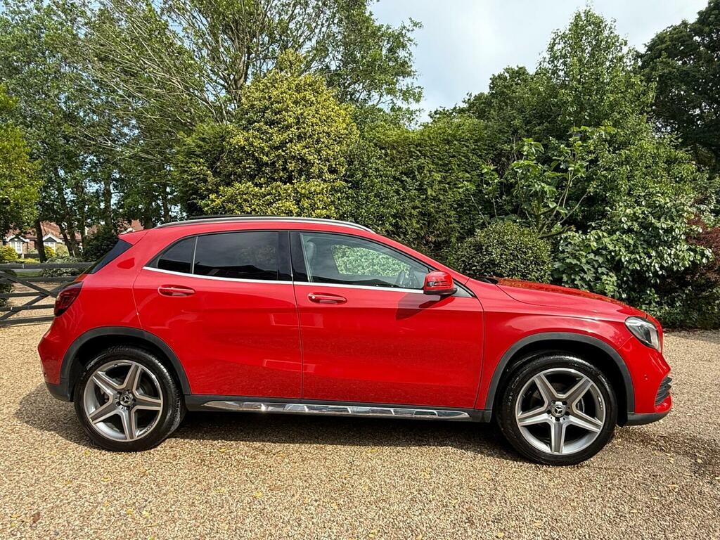Mercedes-Benz GLA Class 1.6 Gla200 Amg Line Premium Plus Euro 6 Ss Red #4