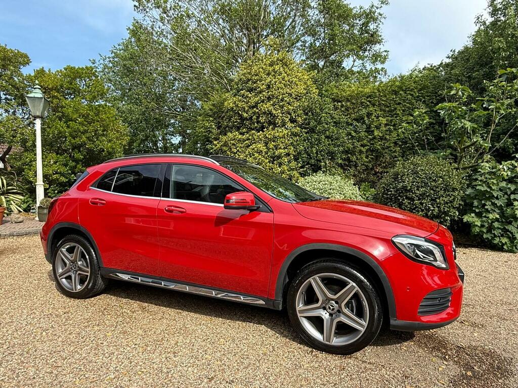 Mercedes-Benz GLA Class 1.6 Gla200 Amg Line Premium Plus Euro 6 Ss Red #2