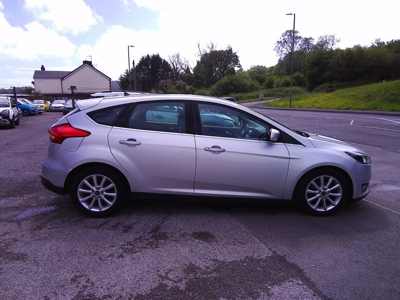 Ford Focus Titanium Silver #5