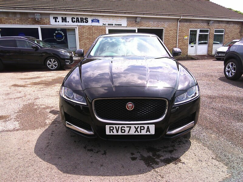 Jaguar XF D Prestige RV67XPA Black #2